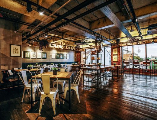 Bica & Co Courtyard Cafe