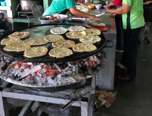 Roti Canai Kayu Arang Melaka